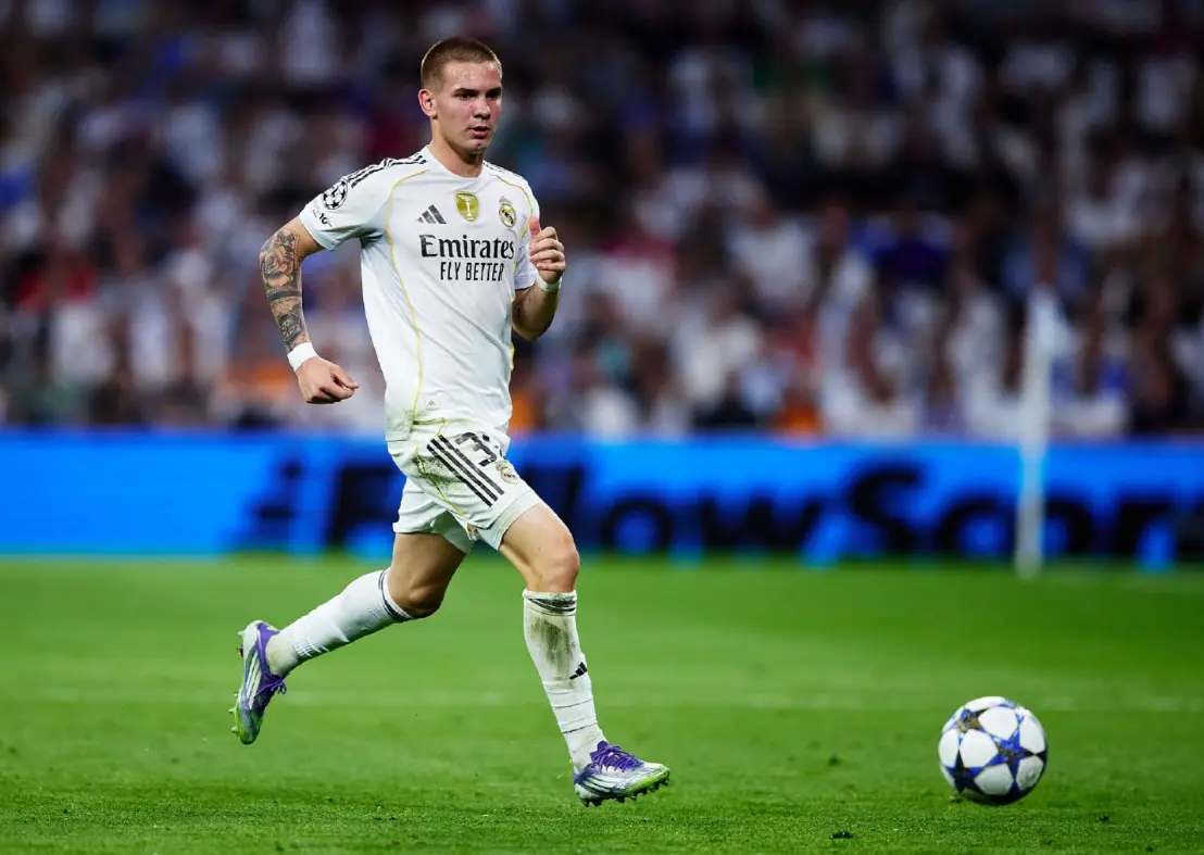 球杀到前场, src, msn